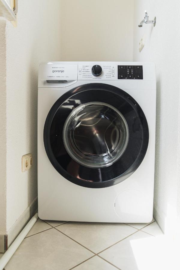 Stadecken-Elsheim Appartment In Den Weinbergen Bei Mainz - Mit 2X Doppelzimmern, 1X Grosses Wohnzimmer, Bad & Kueche מראה חיצוני תמונה