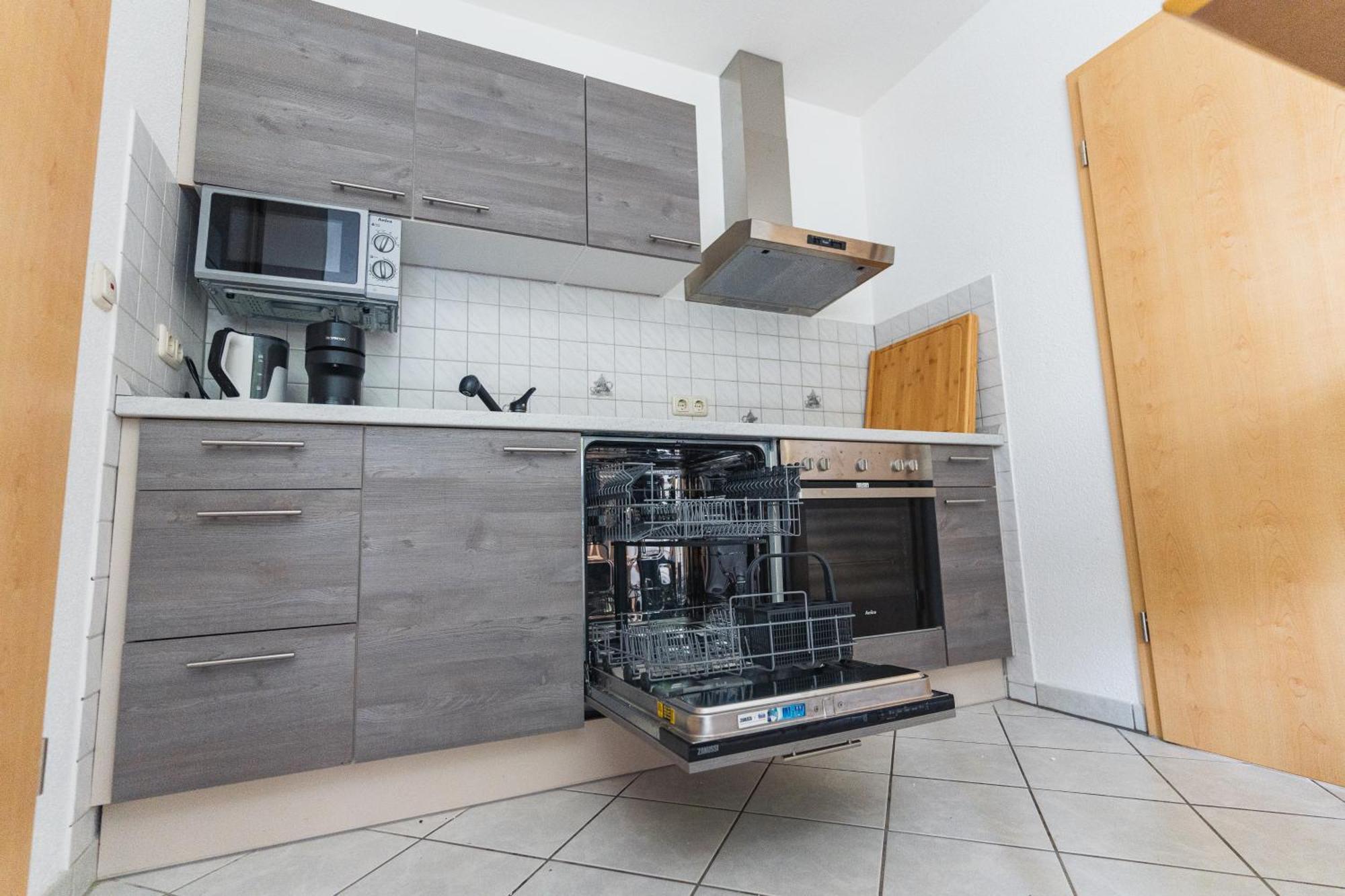 Stadecken-Elsheim Appartment In Den Weinbergen Bei Mainz - Mit 2X Doppelzimmern, 1X Grosses Wohnzimmer, Bad & Kueche מראה חיצוני תמונה
