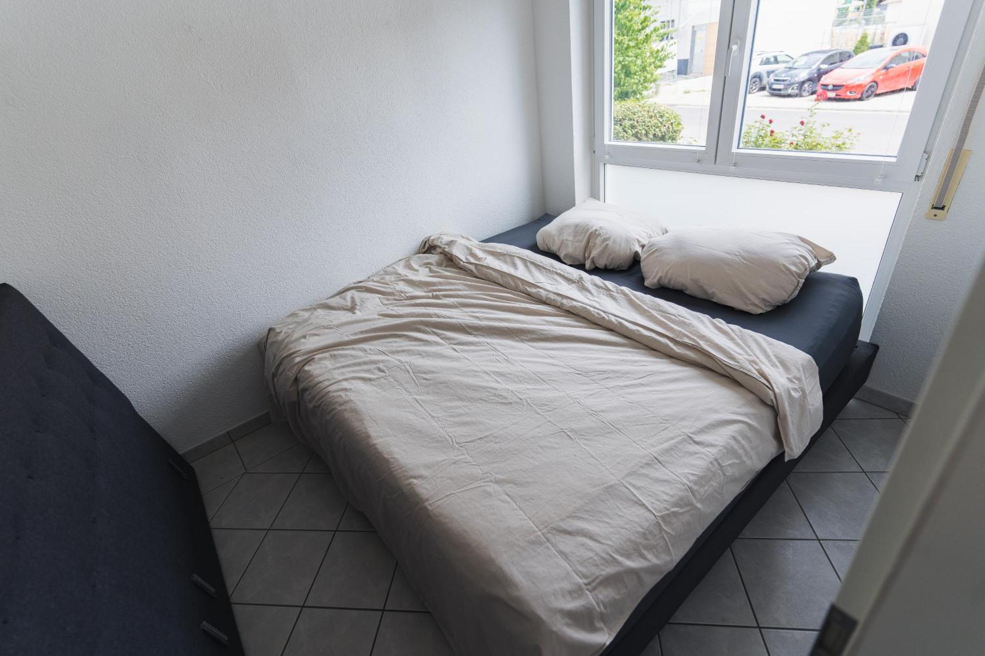 Stadecken-Elsheim Appartment In Den Weinbergen Bei Mainz - Mit 2X Doppelzimmern, 1X Grosses Wohnzimmer, Bad & Kueche מראה חיצוני תמונה